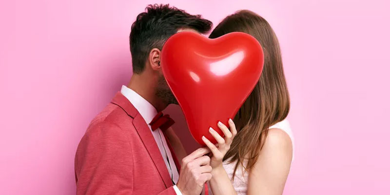 Top 5 DIY Valentine's Day Gifts She Would Love To Get in 2021