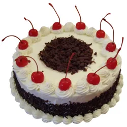 Cream cake with fondant flowers | Order Birthday Cakes Online – Kukkr